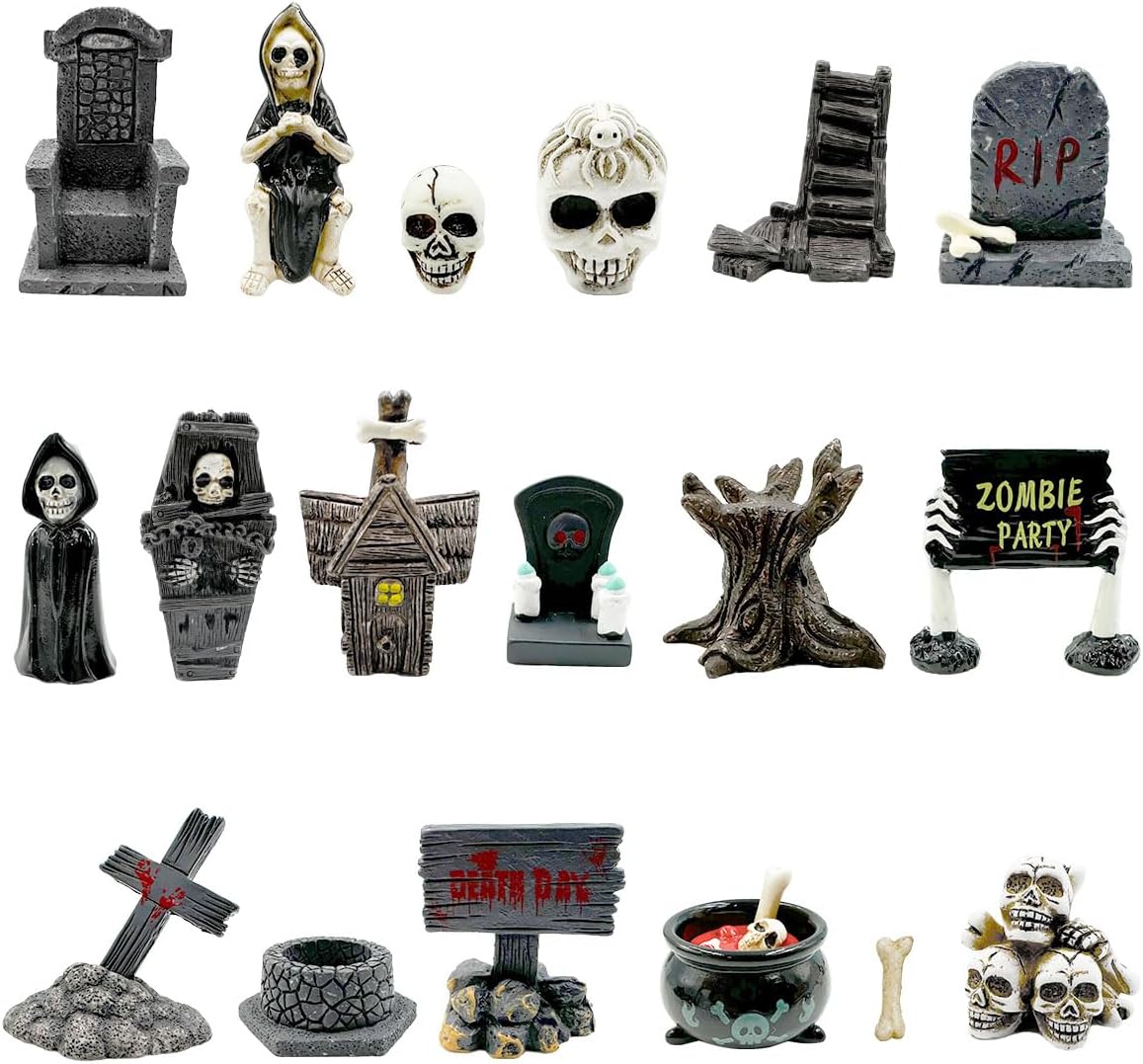 Halloween Miniature Figurines - 18Pcs Resin Ghost Tombstones Skull Heads Scene Ornaments Halloween Garden Accessories Mini Figurine Decorations for Outdoor Statues Home Village Crafts Decor