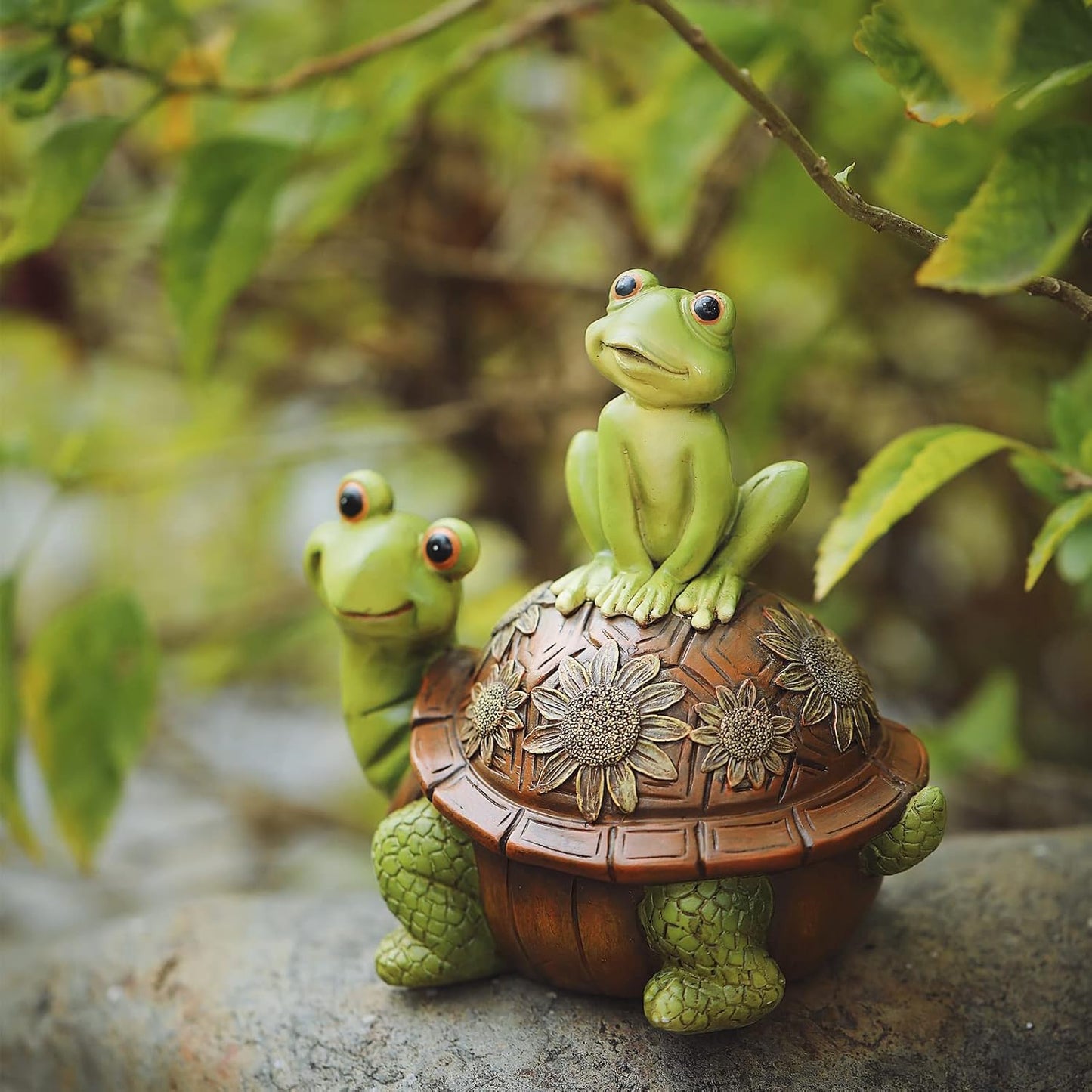 Frog Garden Statues Outdoor Decor, Resin Turtle Frogs Garden Animal Statue Waterproof, Outside Frog Figurines for Yard Patio Lawn Decorations Gardening Gifts for Women