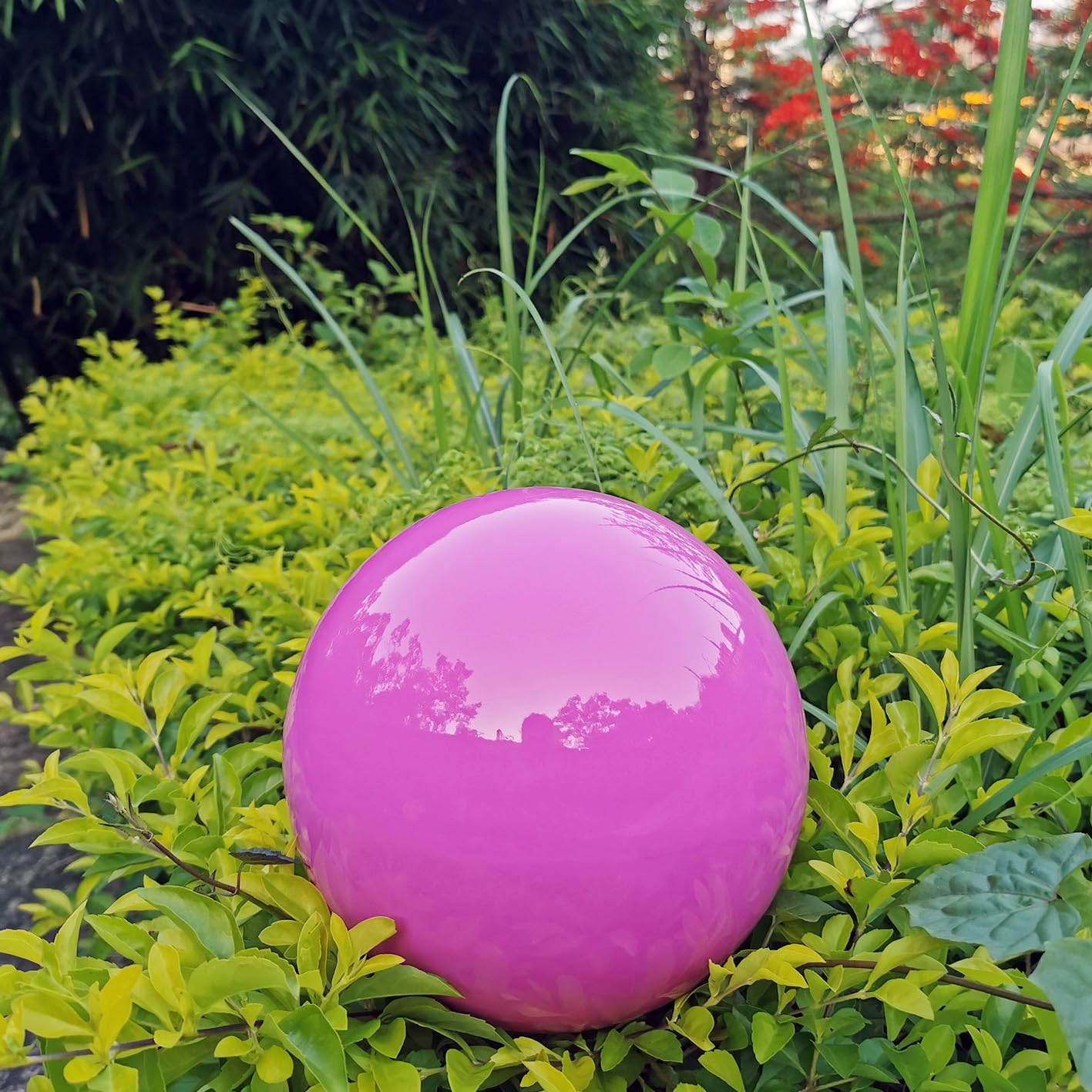 Pink Gazing Globe Mirror Ball in Stainless Steel, Shiny Hollow Sphere Sparkling Housewarming Outdoor Party Ornament(Pink, 8 inches)