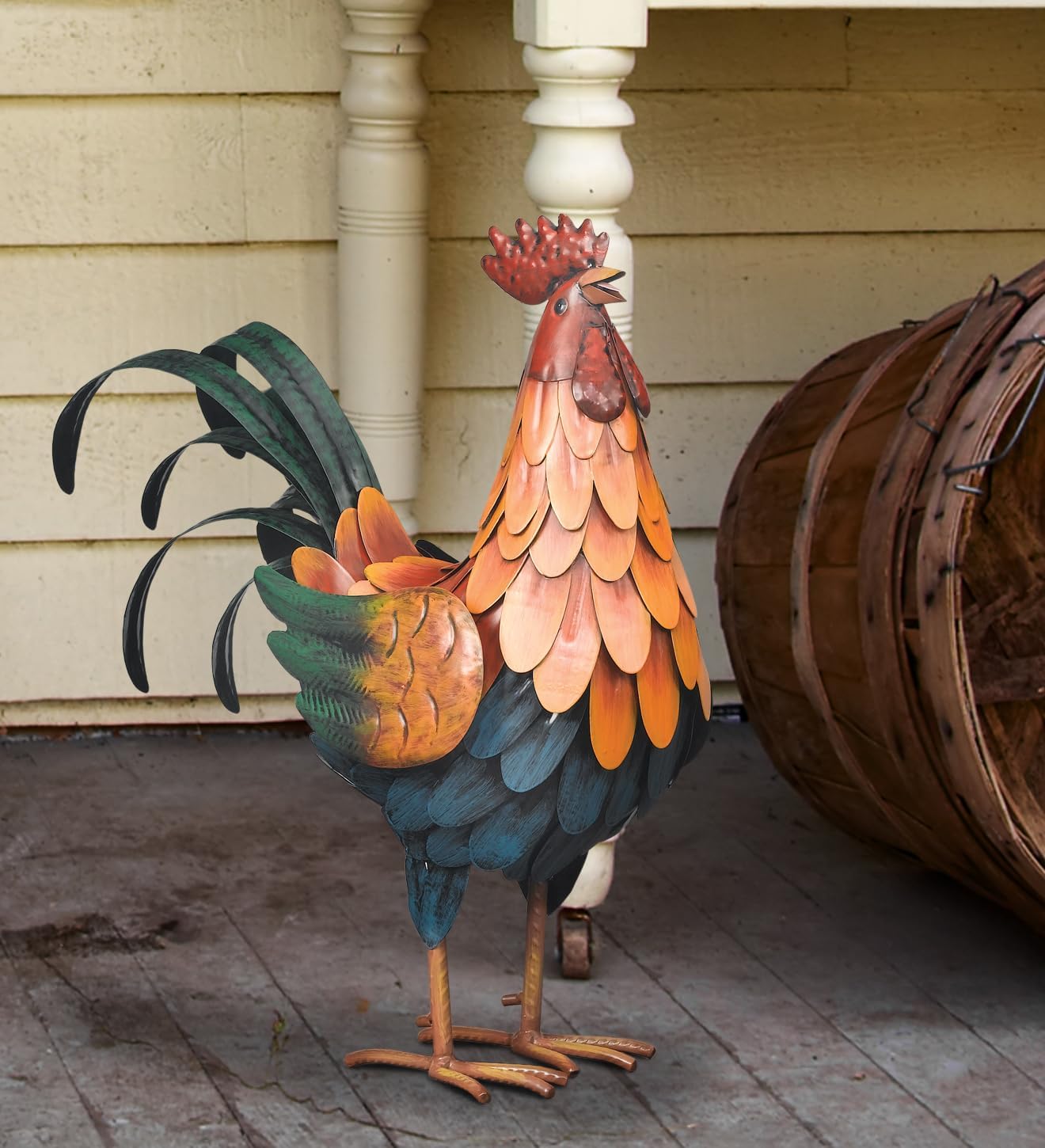 Regal Art & Gift Handcrafted Metal Rooster Statue, Weather-Resistant Farmhouse Yard Art, Indoor/Outdoor Garden Sculpture, Detailed Feather Design, Decorative Bird for Home & Garden, Golden, 16” Height