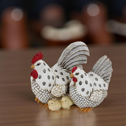 Chicken Family Decorative Sculpture, Indoor/Outdoor Outdoor Garden Statue,Rooster, Hen, Chick Garden Sculpture,Rustic Hen Statue