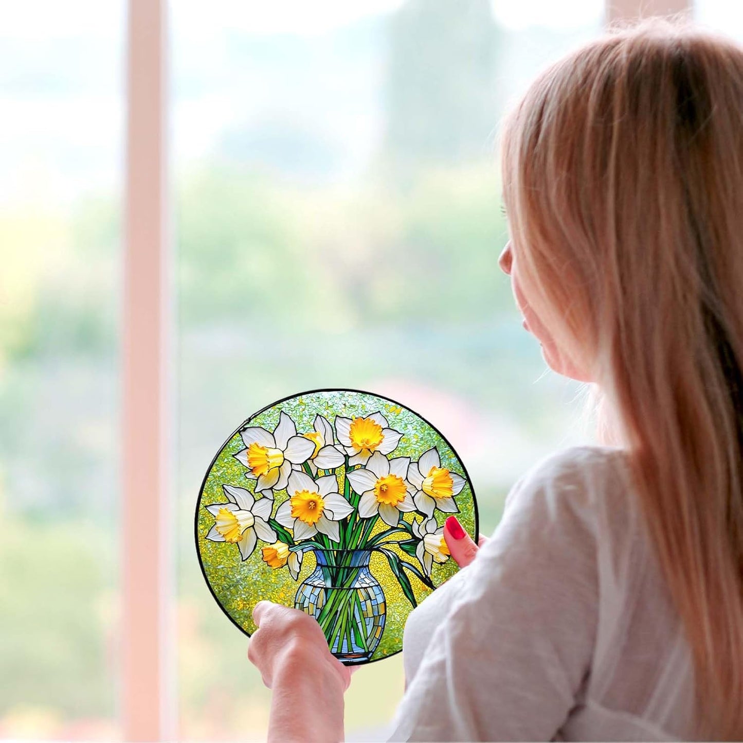 Daffodils Stained Glass Window Hanging Daffodils SunCatcher Plant Flower Gifts for Women Wall Decor Handmade SunCatcher Decoration for Garden Home Decor, 7.87inch