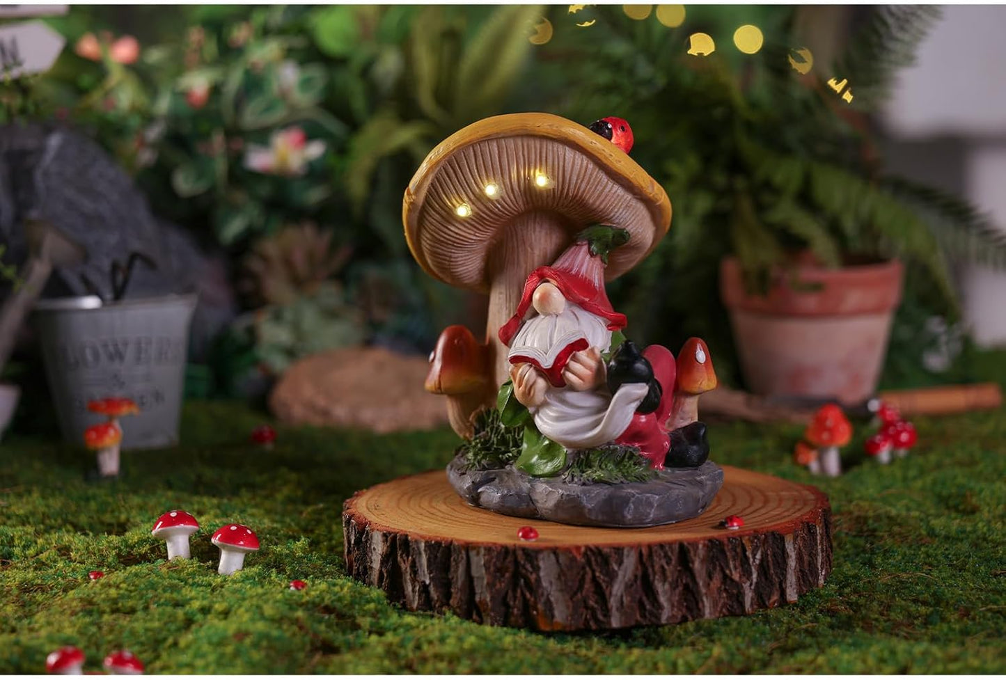 Garden Gnomes Statues Outdoor Decor Outside Yard Art Mushroom Solar Light Funny Gnome Figurine for Yard Patio Gifts for Mom Women (Multicolor)