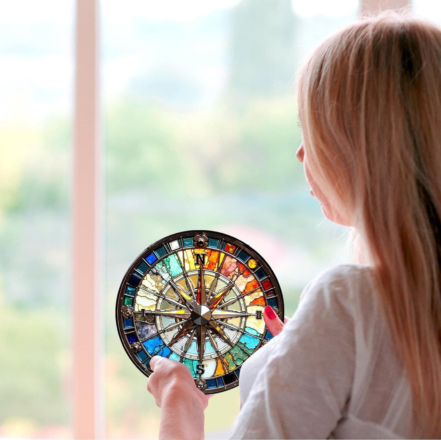 Compass Stained Glass Window Hanging Compass Sun Catcher Decor New House Decor Christmas Suncatchers for Home Windows Hanging Decoration, 7.87inch