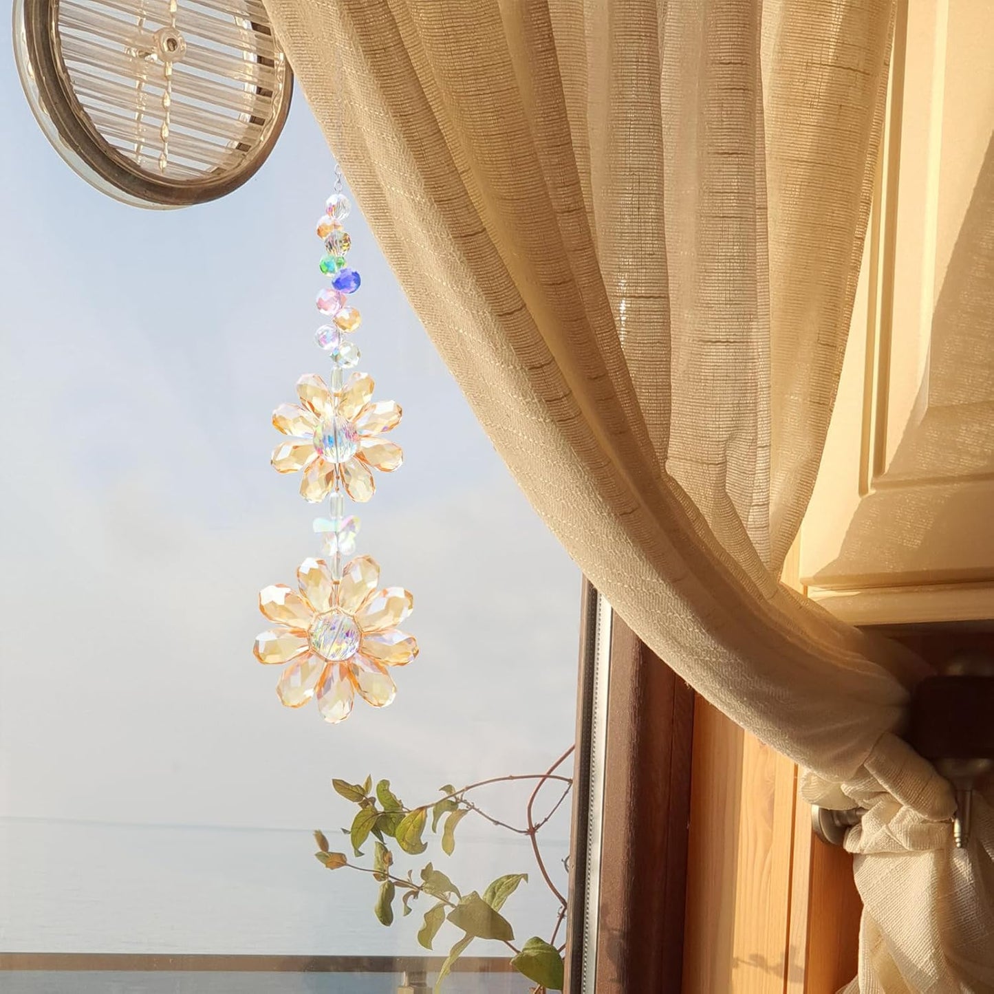 Crystal Flower Suncatcher Hanging Ornament, Rainbow Maker Window Sun Catcher Indoor Outdoor Patio Garden Decor (Gold)