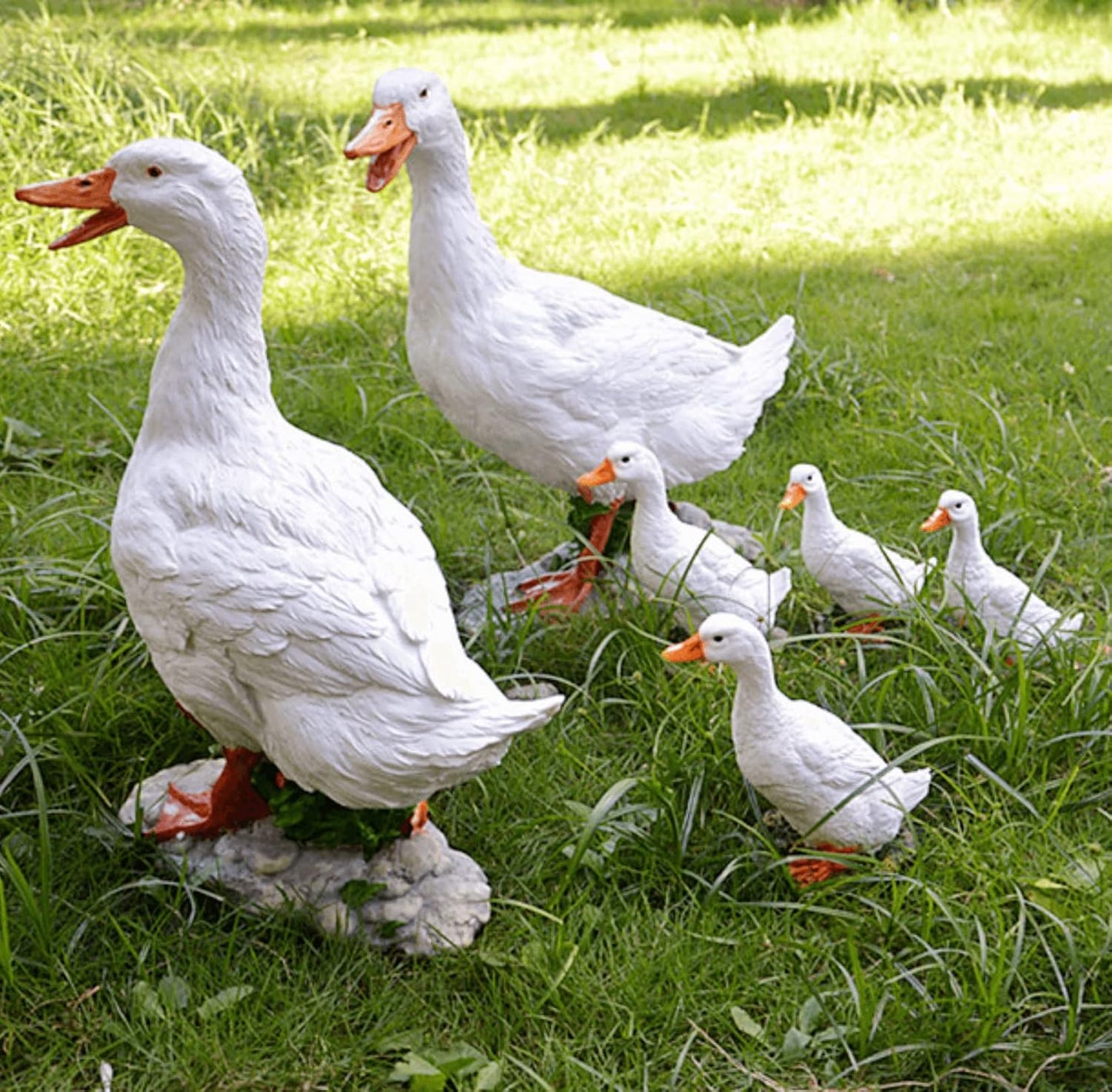 Real Farm Duck Statues,Funny Duck Fence Decoration,Resin Duck Decor,Outdoor Real Animal Statue,Duck Sculpture,Perfect for Home Garden Stairs,Farm,Patio,Backyard