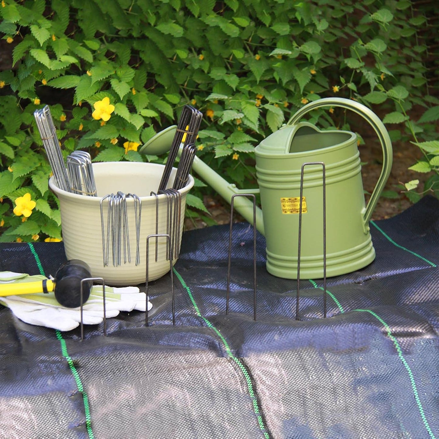 100 Pack 4x1 inch 11GA(0.12inch) Landscape Staples Garden Stakes Fence Netting Pins Ground Spikes Sod Cover Fabric Pegs Steel Uncoated