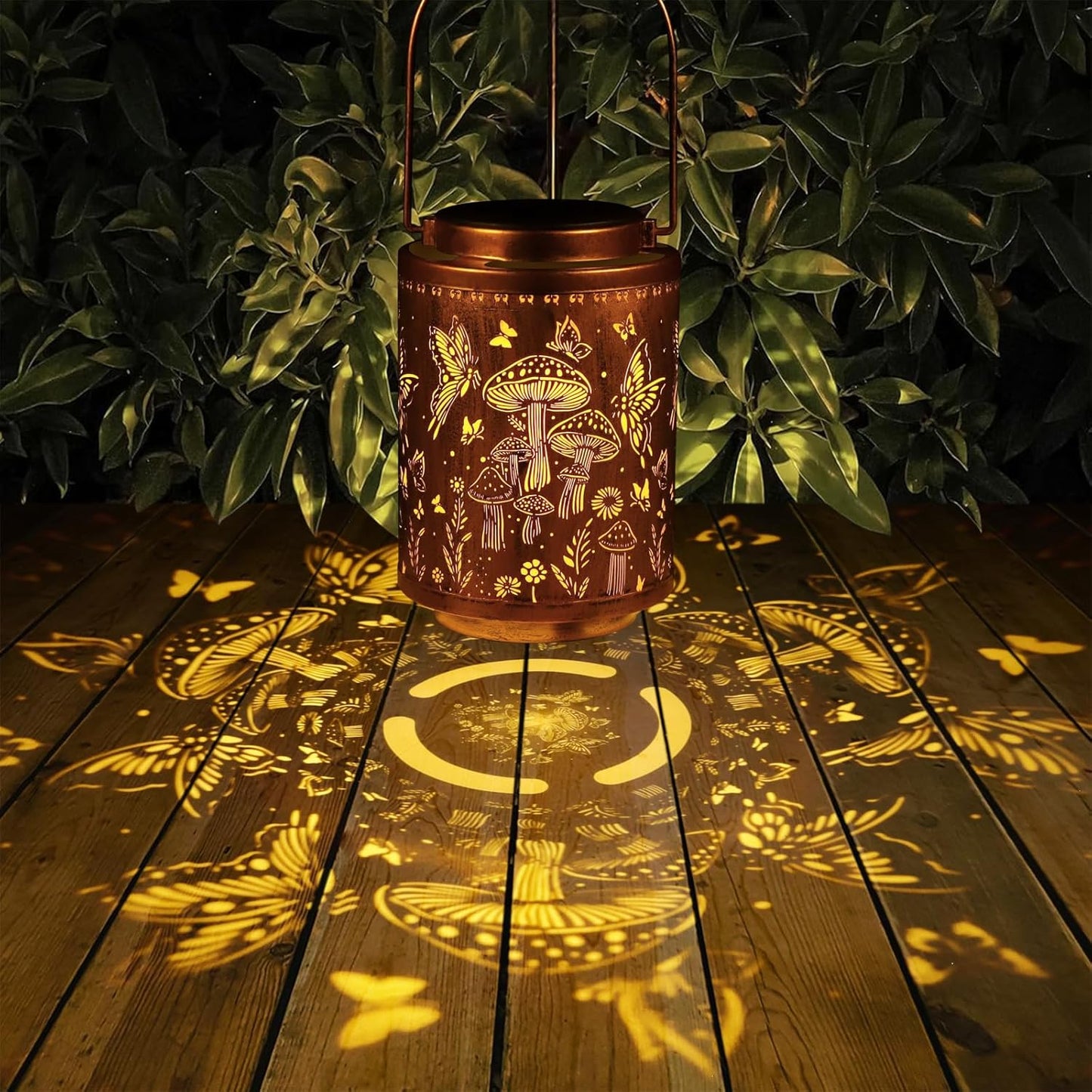 2 Pack Solar Lanterns Outdoor Waterproof Garden Decor Gifts for Women Mon Grandma Metal Hanging Solar Lights Decoration for Outside LED Lanterns for Yard Patio Lawn(Mushroom)