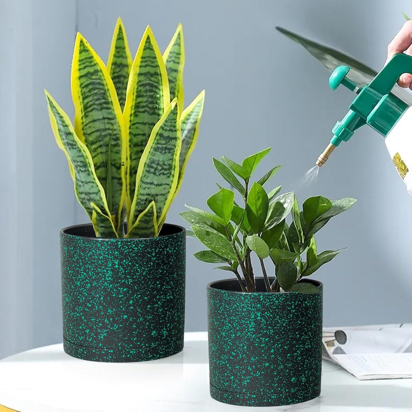 8/7/6 inch Plant Pots, 3 Pack Cylindrical Flower Pots for Outdoor Indoor Plants, Decorative Plastic Planters with Drainage Holes and Saucers for Garden House Plants, Black with Green Speckles