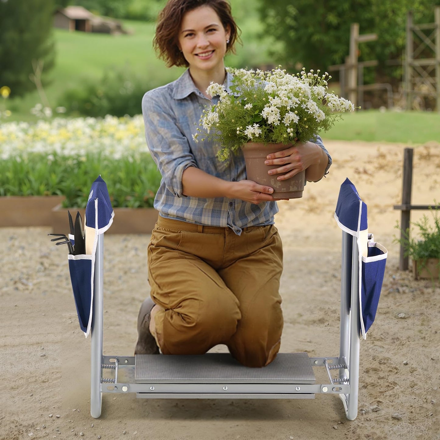 VEVOR Garden Kneeler and Seat Heavy Duty, Portable Garden Stool with 11'' EVA Kneeling Pad and 2