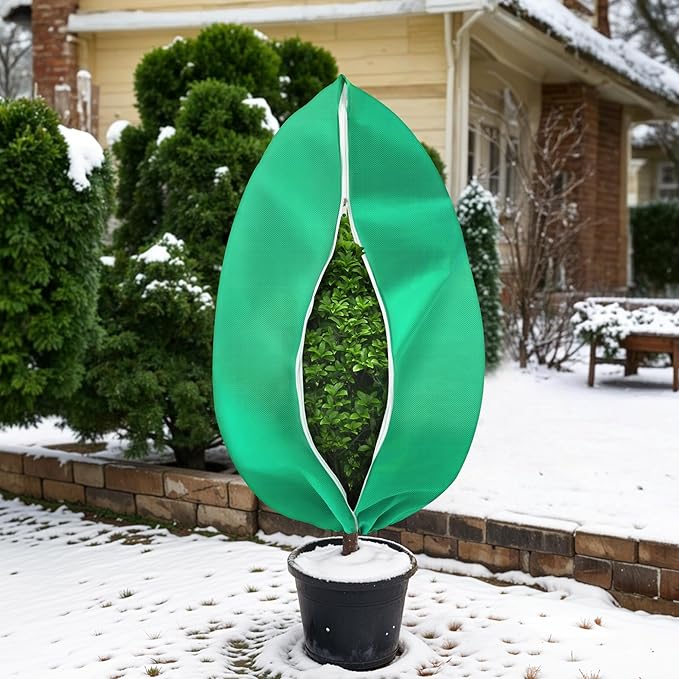 Plant Covers Freeze Protection, 2 Pack 47''×71'' Green Frost Cloths Blankets with Zipper Drawstring Shrub Tree Covers for Winter Outdoor Plants Freeze Protection