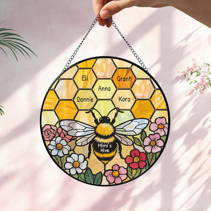 NAZENTI Personalized Grandma's Garden Stained Glass Suncatcher with Birth Month Flowers, Custom Nana's Garden Bee Window Hanging Ornament, Mothers Day Grandma Mom Gifts, Gifts for Nana Mimi