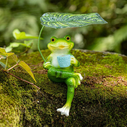 OwMell Frog Statue for Garden, Green Frog Figurine for Outdoor Decor Yard and Garden Decoration Resin Sculpture 6 Inches - Coffee & Leaf