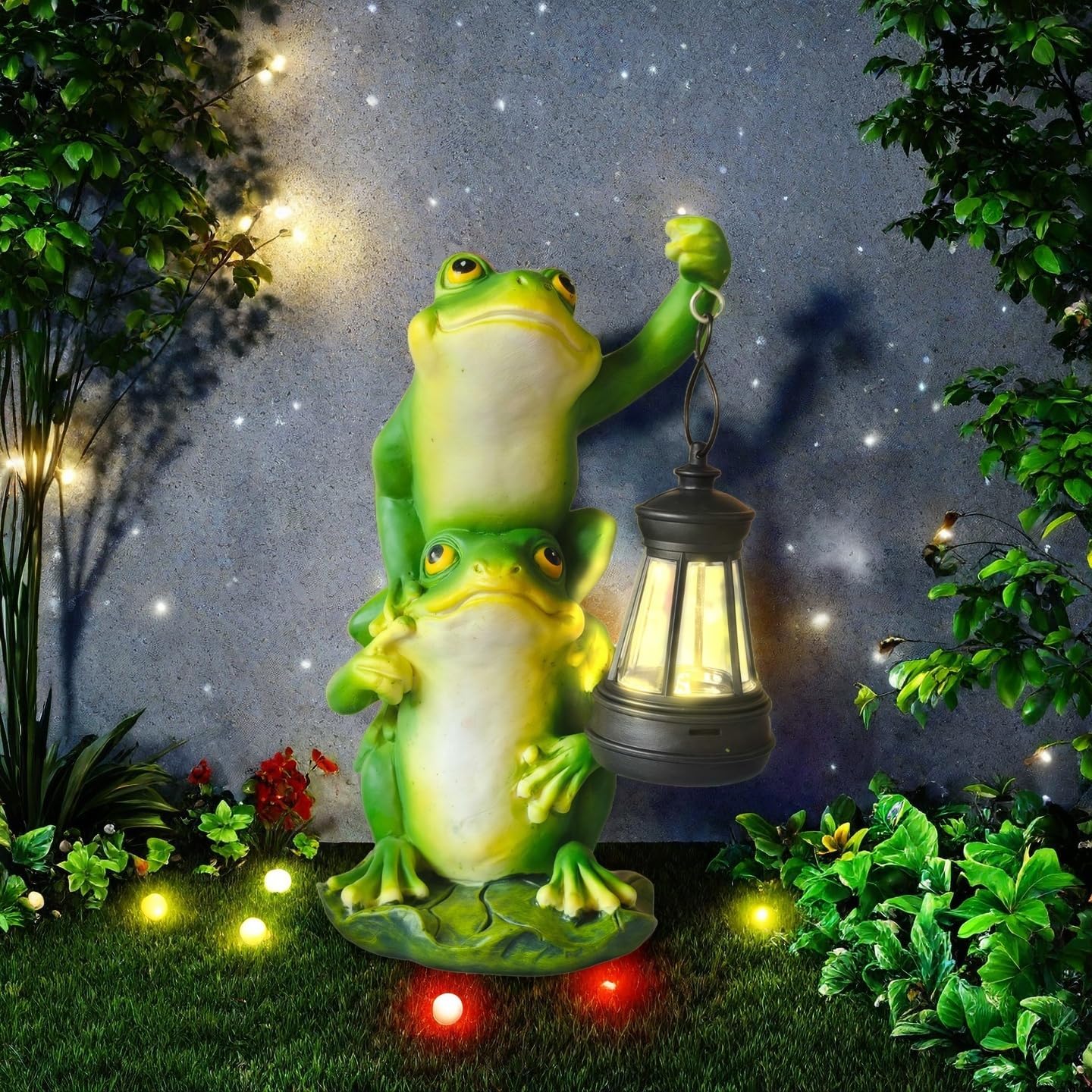 Solar Outdoor Statues Frog Garden Decor Figurine Lights for Outside, Yard Decorations Outdoor Patio Decor, Unique Housewarming Gardening Gifts for Women