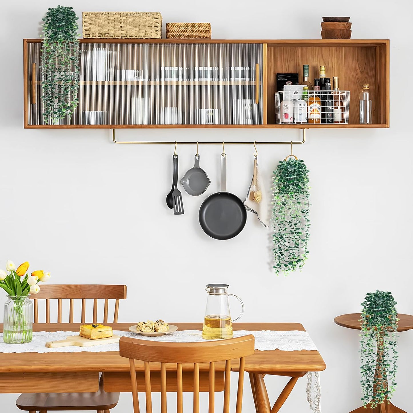 Artificial Hanging Eucalyptus Plants，Fake Plants Eucalyptus Small Decor Faux Hanging Vine Plants Wall Greenery for New Home Decoration，for Floating Shelf Indoor Outdoor Pack of 2