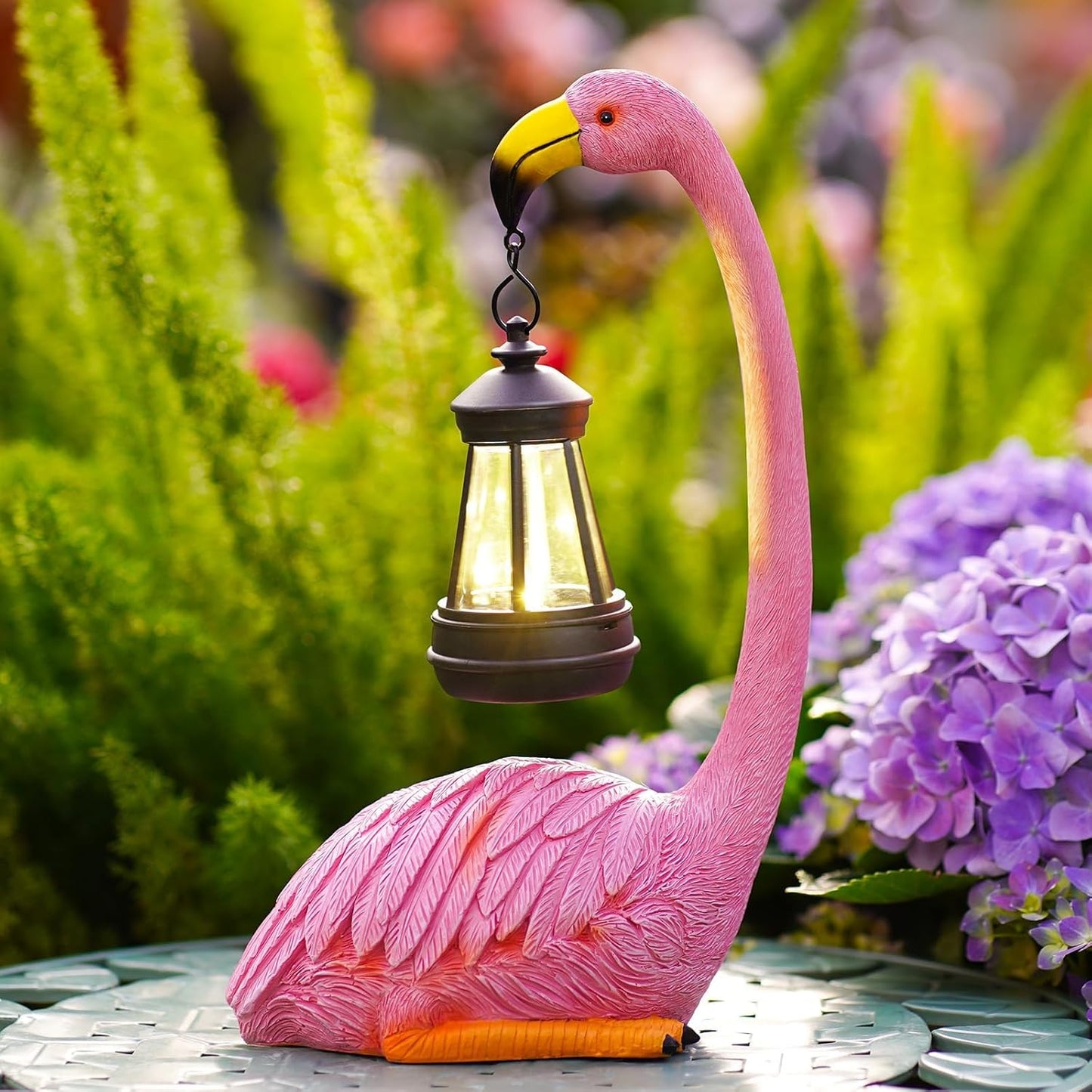Flamingo Statues for Garden Decor: Outdoor Figurines Sculpture with Lantern for Lawn Patio Yard Balcony - Gifts for Mom Grandma