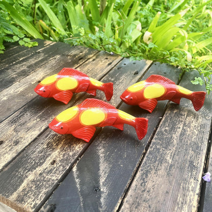 Koi Fish Decor Garden,Koi Art Decor Resin Sculptures with Stake, Garden Sculptures & Statues,A Set of 3 Pieces Fish Sculpture for Outdoors, Patio, Yard, Lawn, Pond and Home Decoration (Red)