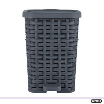 Superio Mini Trash Can with Foot Pedal Small Outdoor Garbage Can with Lid, 1.5 Gallon Plastic Waste Basket for Bathroom, Bedroom, Kitchen, Office, Patio (Wicker Grey 6 QT.)