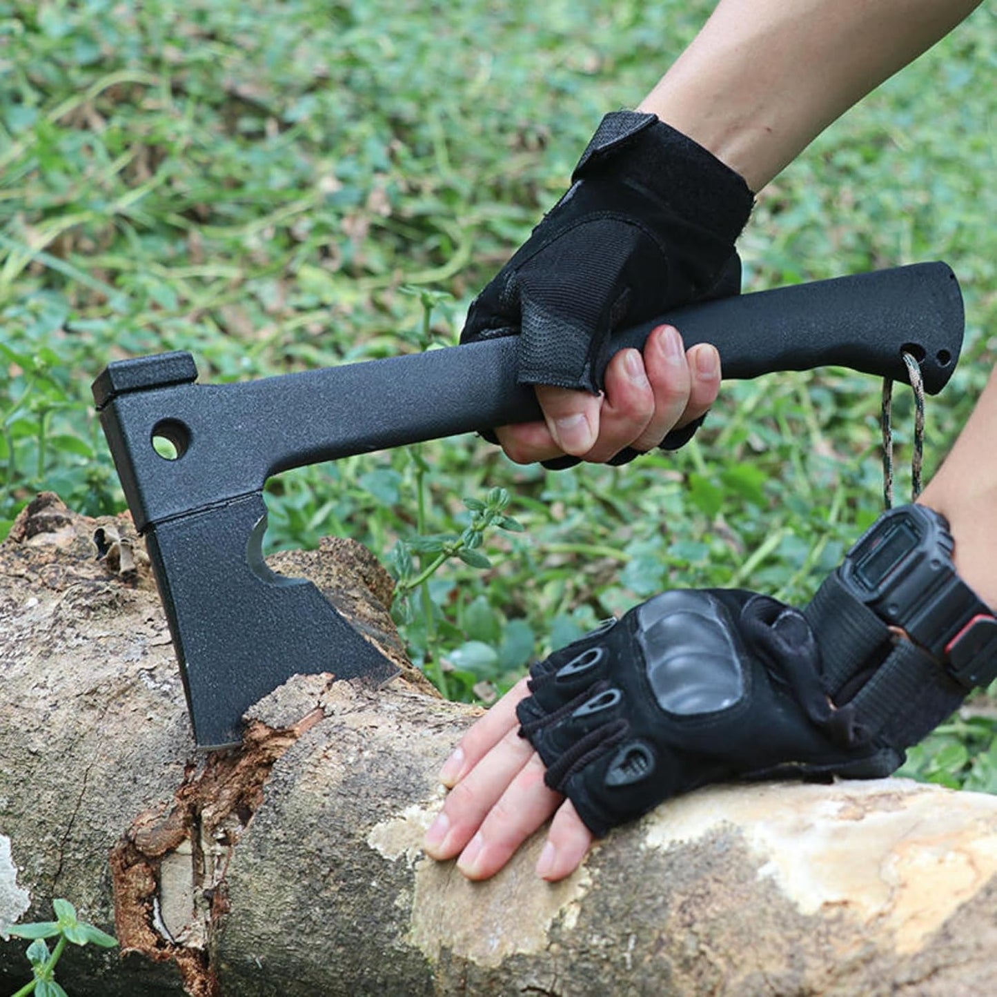 Camping Axe, Survival Hatchet, 4 in 1 Full Tang Tactical Axe with Durable Steel Head & Non-Slip Grip Handle for Camping, Survival, Landscaping