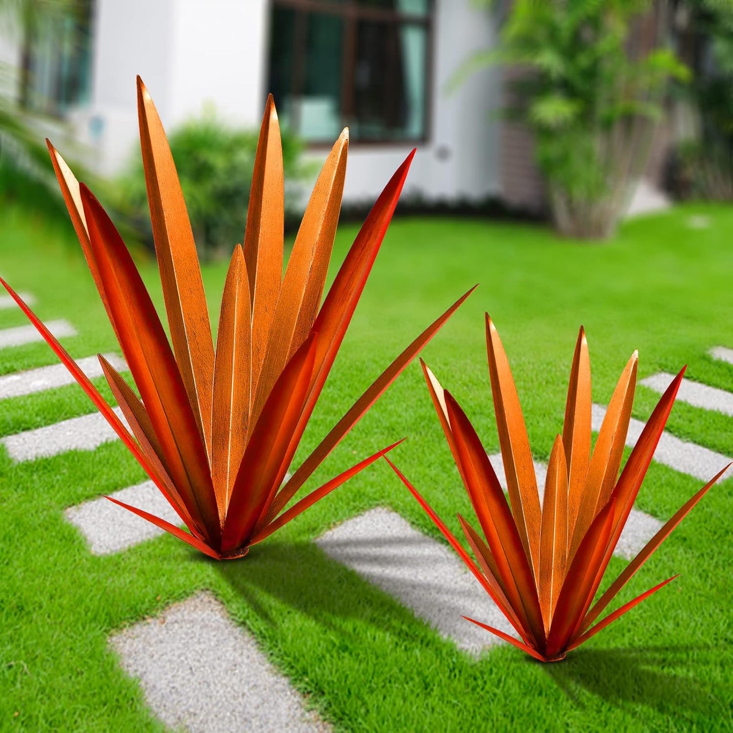 Homight Large Agave Sculpture Rustic Metal Agave Plant Outdoor Interior Decoration Outdoor Lawn Decoration Yard Wooden Posts Matching Garden Suitable for Patio