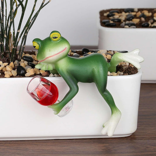LAIDANLA Miniature Frog Figurines Funny Frog Garden Decor Outdoor Statue Plant Decorations for