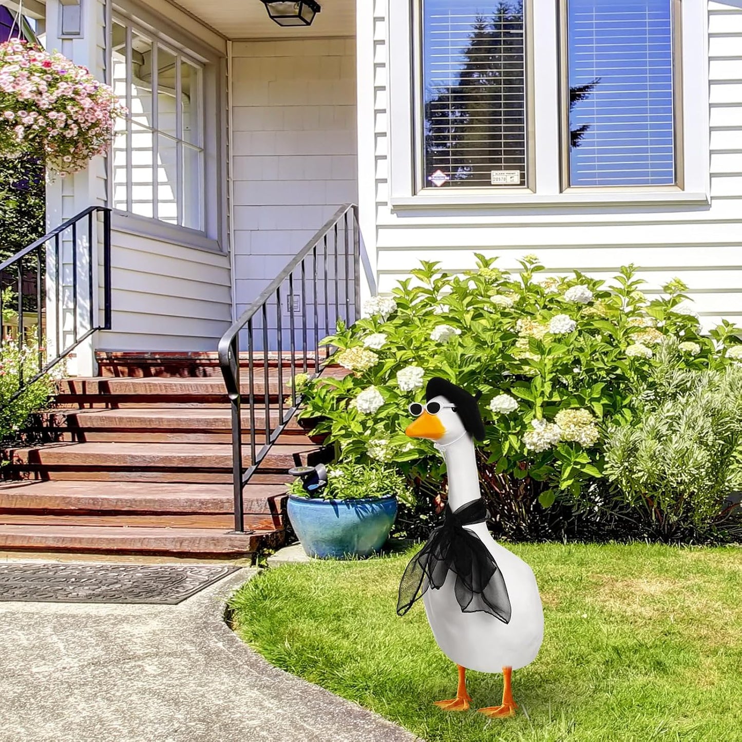 Yaomiao 3 Pcs French Porch Goose Outfit Set for 23'' 17'' Cement Plastic Lawn Goose Costume 50s French Beret Hat for Statue Halloween Carnival Statue Decor(Black)