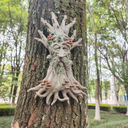 Whimsical Tree Face Garden Decoration ，Tree Faces Decor Outdoor Wallmounted Statue Art with Leaf Features, Outdoor Decor Garden Accessory.(Mushroom)