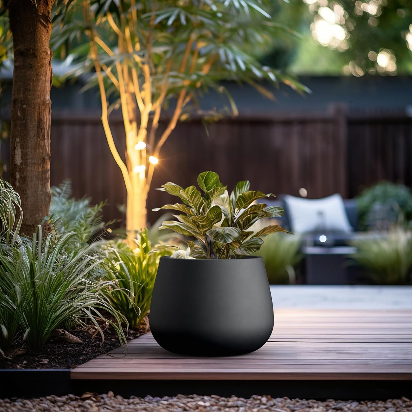 Kante Curva Series Planter, 14.8 Inch Round Concrete Garden Pot with Draiange Hole and Rubber Plug, Suitable for Indoor Plants, Home, Garden, Patio, Black