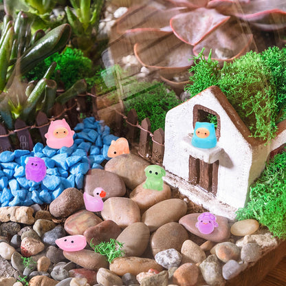 100pcs Luminous Mini Resin Animals Figures, Tiny Resin Animals Bulk, Glow in The Dark, for Miniature Fairy Garden Accessories Micro Landscape Aquarium Potted Decoration