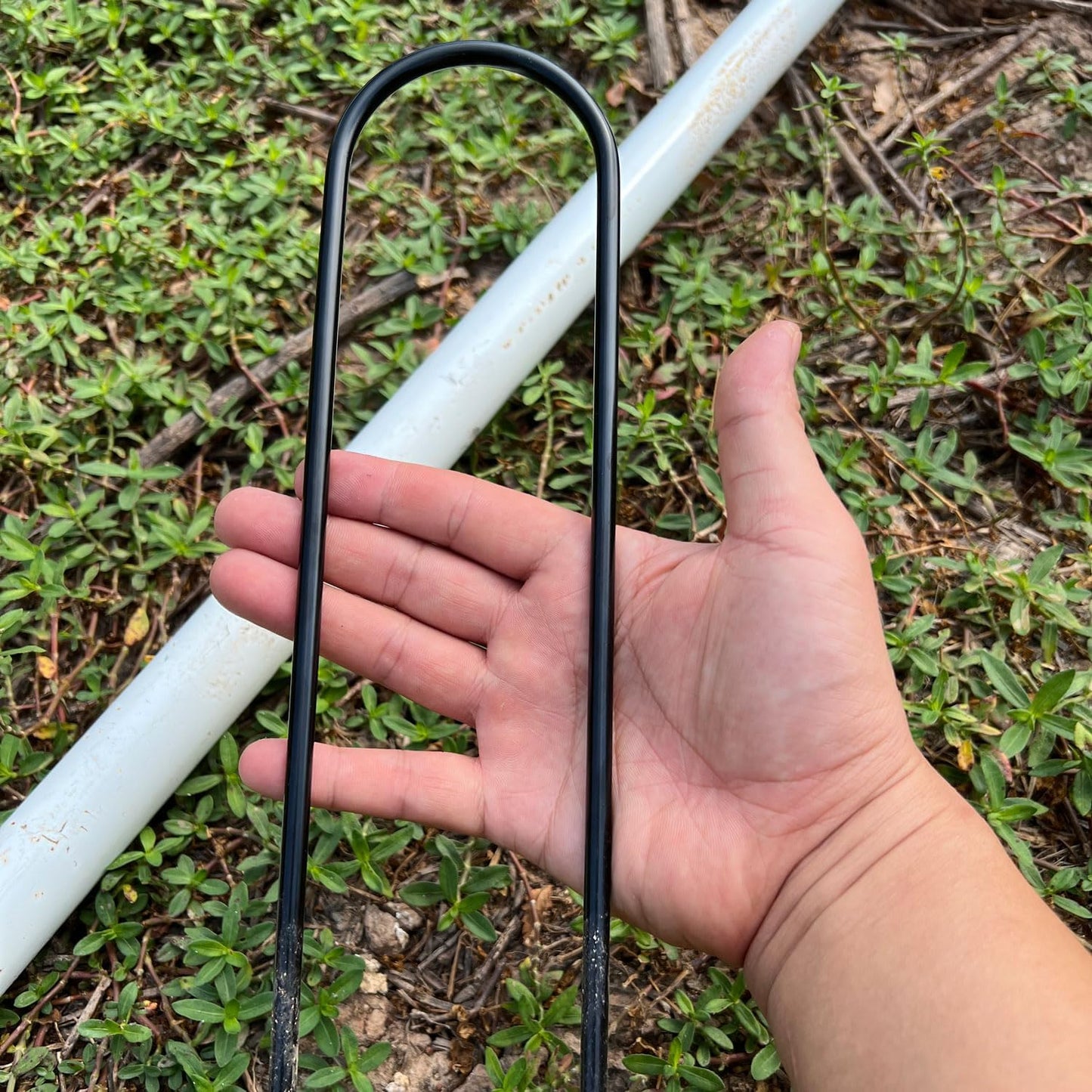 Heavy Duty Trampoline Anchors High Wind U-Shaped Sharp Ends Ground Anchor Galvanized Steel 11.8inch Safety Stakes for Soccer, Tents and Garden Decorations (Black 8pcs)