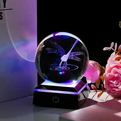 Qianwei Dragonfly Gifts for Women 3D Crystal Ball 3.14'' - Laser Dragonfly Decor Glass Animals Dragonfly Gifts Figurines Statue Stuff for Room Decorations Dragonfly Night Light