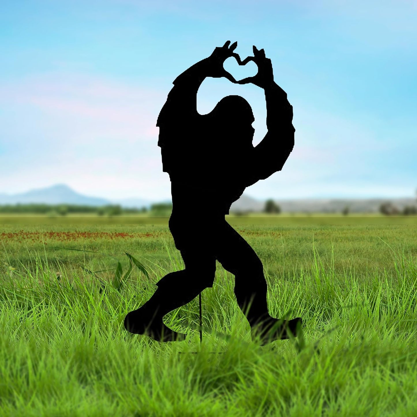 3.3ft Tall Metal Bigfoot Yard Decor Garden Stakes Display, Life Size Bigfoot Sasquatch Outdoor Yard Art Statue for 4th of July Decorations, Paito, Lawn, Black