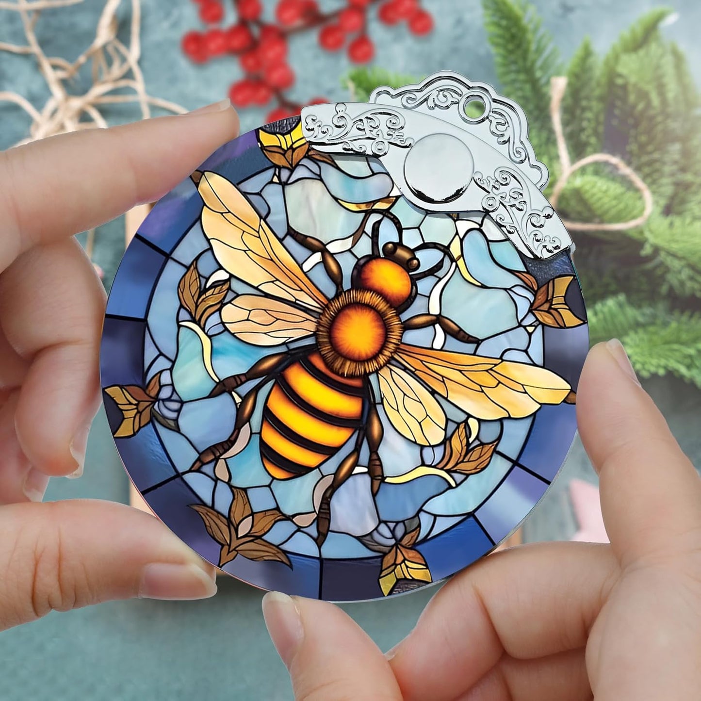 Stained Glass Christmas Ornaments, Jocidea Bee Ornaments for Christmas Tree, Christmas Tree Decor, Bee Lovers Gifts, Holiday Decor and Xmas Gifts Ideas