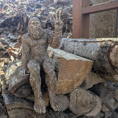 John Bernard & Company Bigfoot Peace Sign Decorative Sasquatch Yeti Statue/Figurine Indoor/Outdoor Sculpture for Patio, Deck, Home, Office 10 in H Shelf Sitter Figurine (Stonewash)