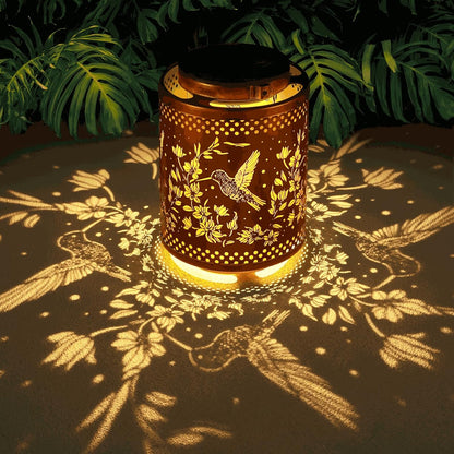 Hummingbird Solar Lanterns Garden Decor Birthday Gifts for Women Mon Grandma Metal Hanging Solar Lights Waterproof Outdoor Decoration for Outside LED Lanterns for Yard Patio Lawn Pathway Landscape
