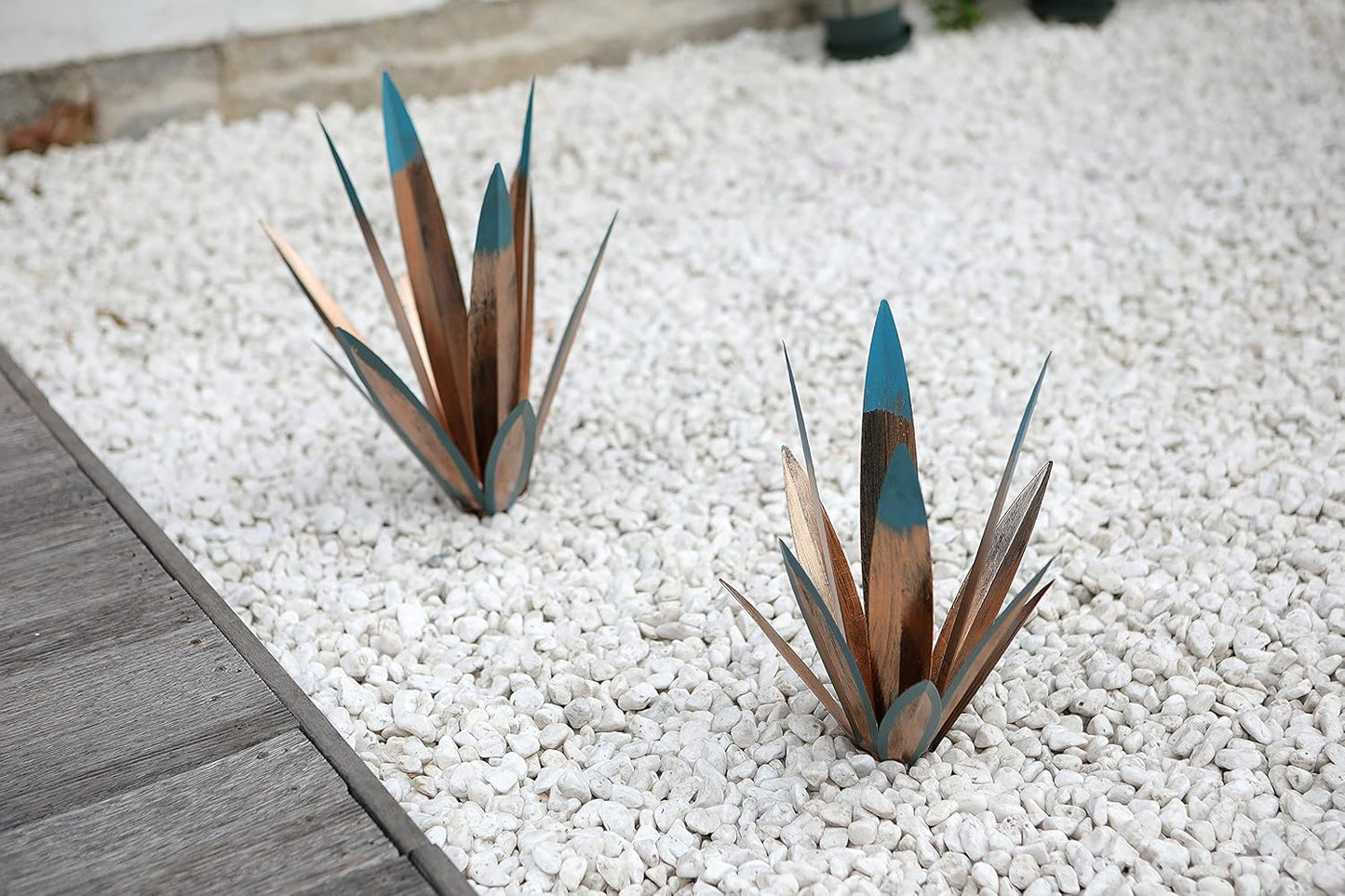 Homight Metal Agave Plants Outdoor Decor Mexican Yard Art Plants Garden Decor for Outside Metal Art Flowers Gifts for Butterflies Bees Birds for Gifts (1 Big)