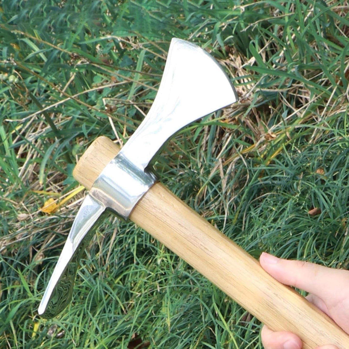 Gardening Pick Axes, 2 in 1 Multifunctional Mattock Pickaxe, Stainless Steel Double Headed Pickaxe with Wooden Handle for Weeding, Loosening Soil, Planting Vegetables, Digging Holes A