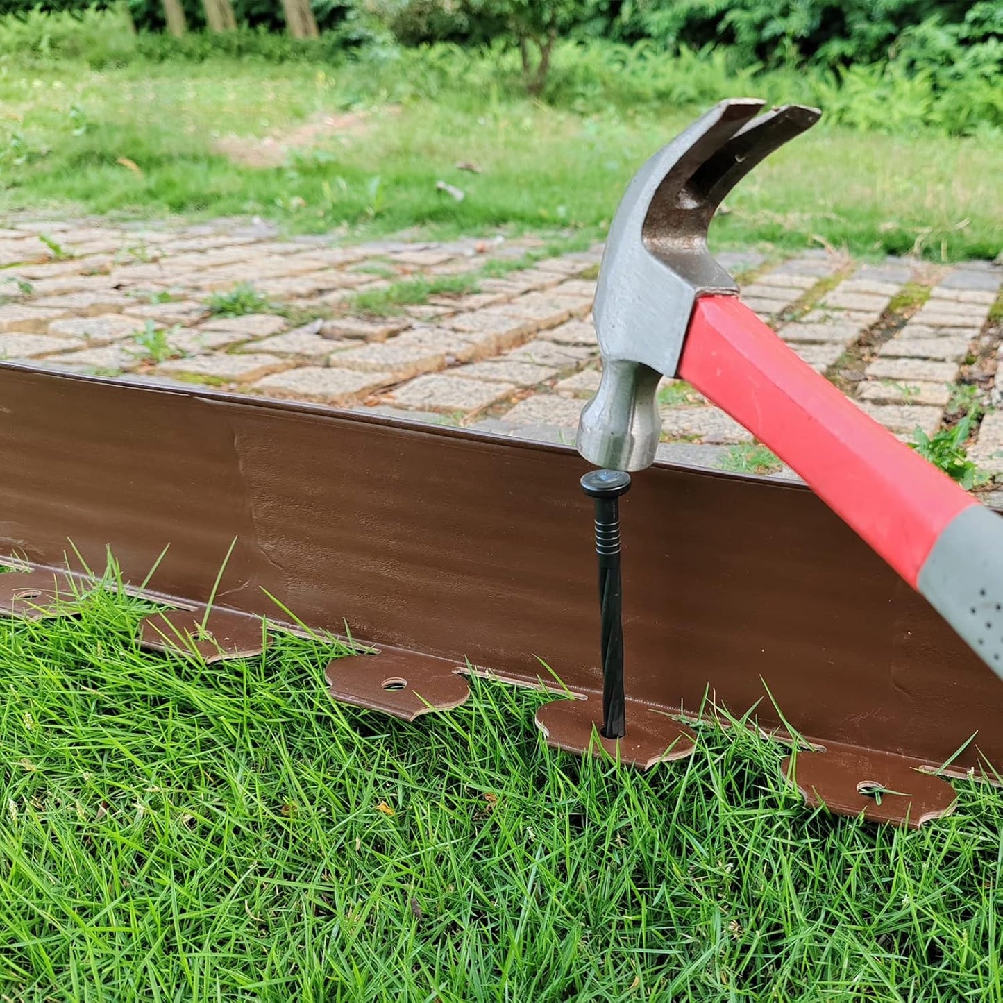 Landscape Edging Kit,20FT Plastic Garden Edging with 25 Stakes,4.5 Inch Tall Lawn Edging for Yard,Lawn,Flower Gardens Border