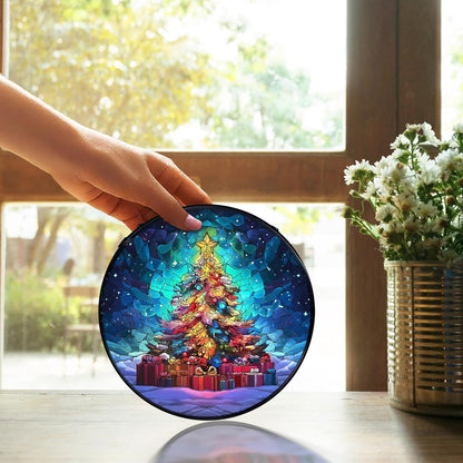 TNUW Christmas Tree Stained Glass Window Hanging, Rustic Winter Holiday Xmas Tree Sun Catchers Indoor Window Glass Round Wall Art Decor, Christmas Wall Hanging Decorations, 7.9＂x7.9＂