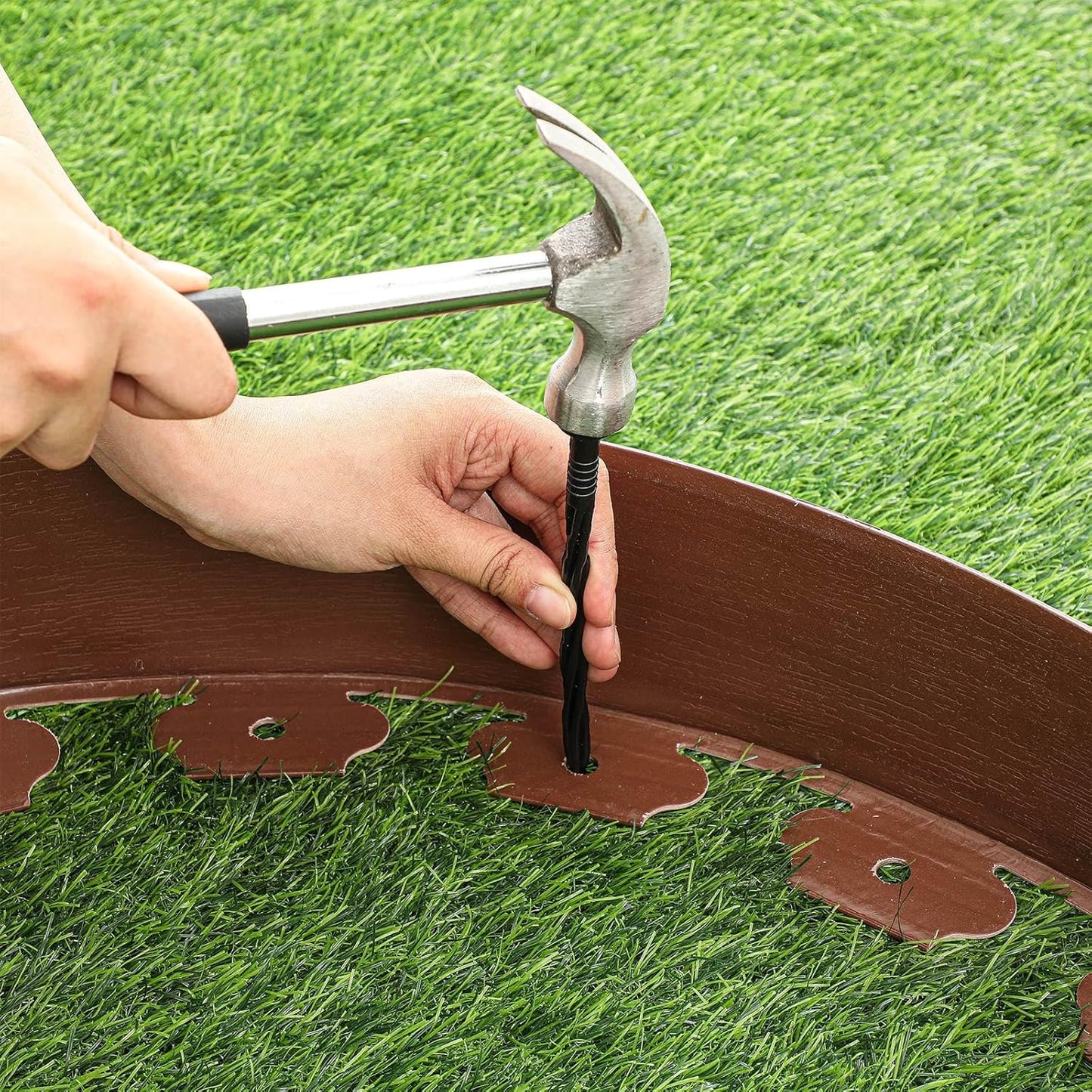 66FT Landscape Edging 4 Inch Tall Garden Edging Borders No Dig Lawn Border with 30 Anchoring Spikes Mini Plastic Fence for Landscaping Yard Lawn Garden Grass Flowerbeds