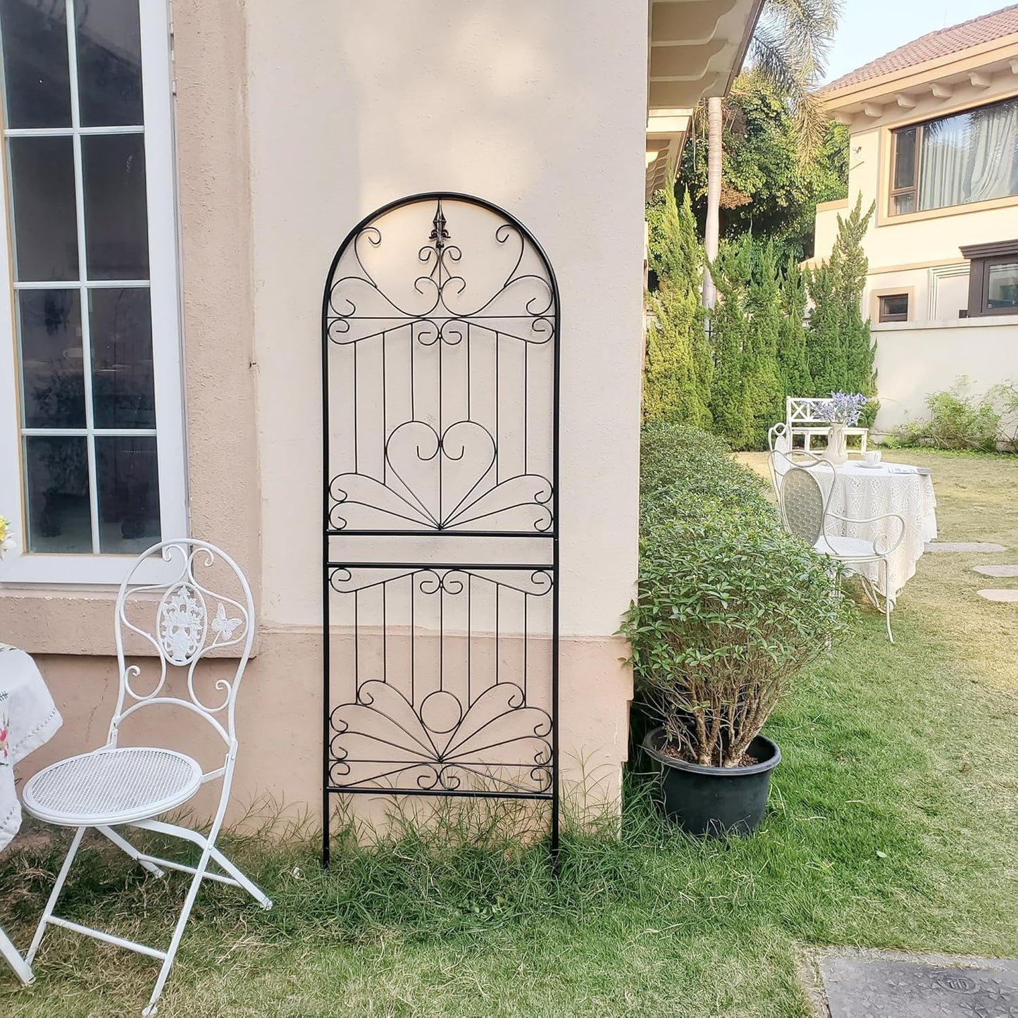 SCENDOR Trellis for Vines and Climbing Plants Outdoor, 70.8" H x 24.5" W Iron Wire Lattices Grid Panels for Potted Climbing Tomato Rose Vegetable Flower Plant Trellises 1 Pack