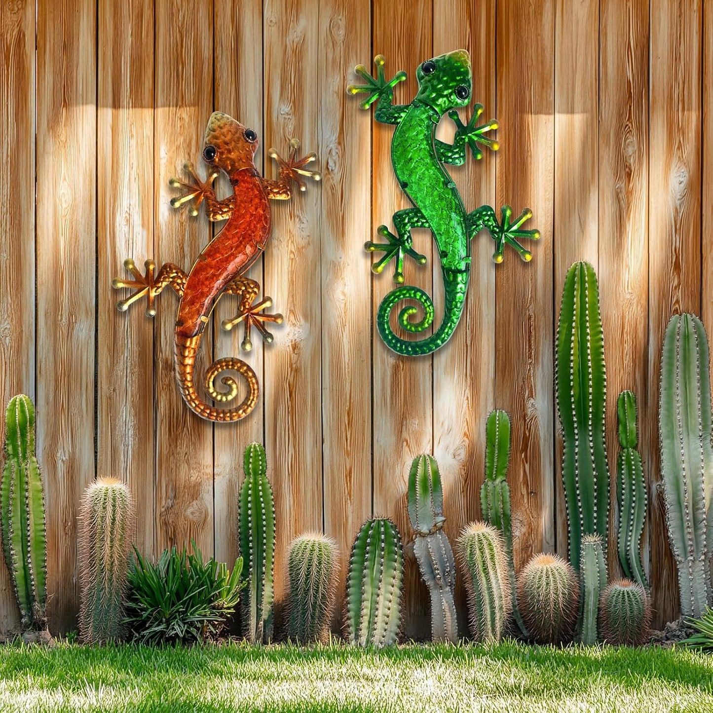 HONGLAND Metal Gecko Wall Art- 15 Inch Lizard Outdoor Decor Hanging Glass Sculpture, 2 Pack Gecko Wall Art Decorations for Garden Fence Home (Green&Orange)