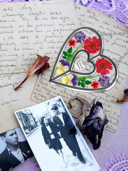 KY&BOSAM Heart Suncatcher In Loving Memory Memorial Gift for Loss of Loved One Unique Sympathy Gift Idea Real Flower Suncatcher Bereavement Grief Gift Box for Loss of Mom Friend Son Daughter Dog Decor