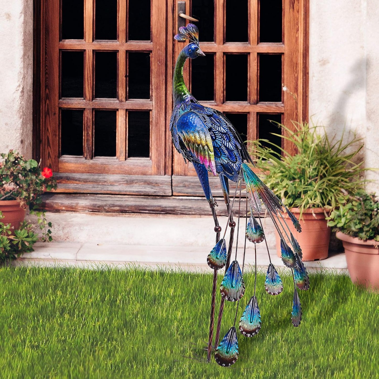 TERESA'S COLLECTIONS Garden Decor, Peacock Garden Decor with Colorful Painting, 24'', Waterproof Metal Garden Statue, Peacock Gifts, Garden Gifts for Women Mom, Indoor/Outdoor