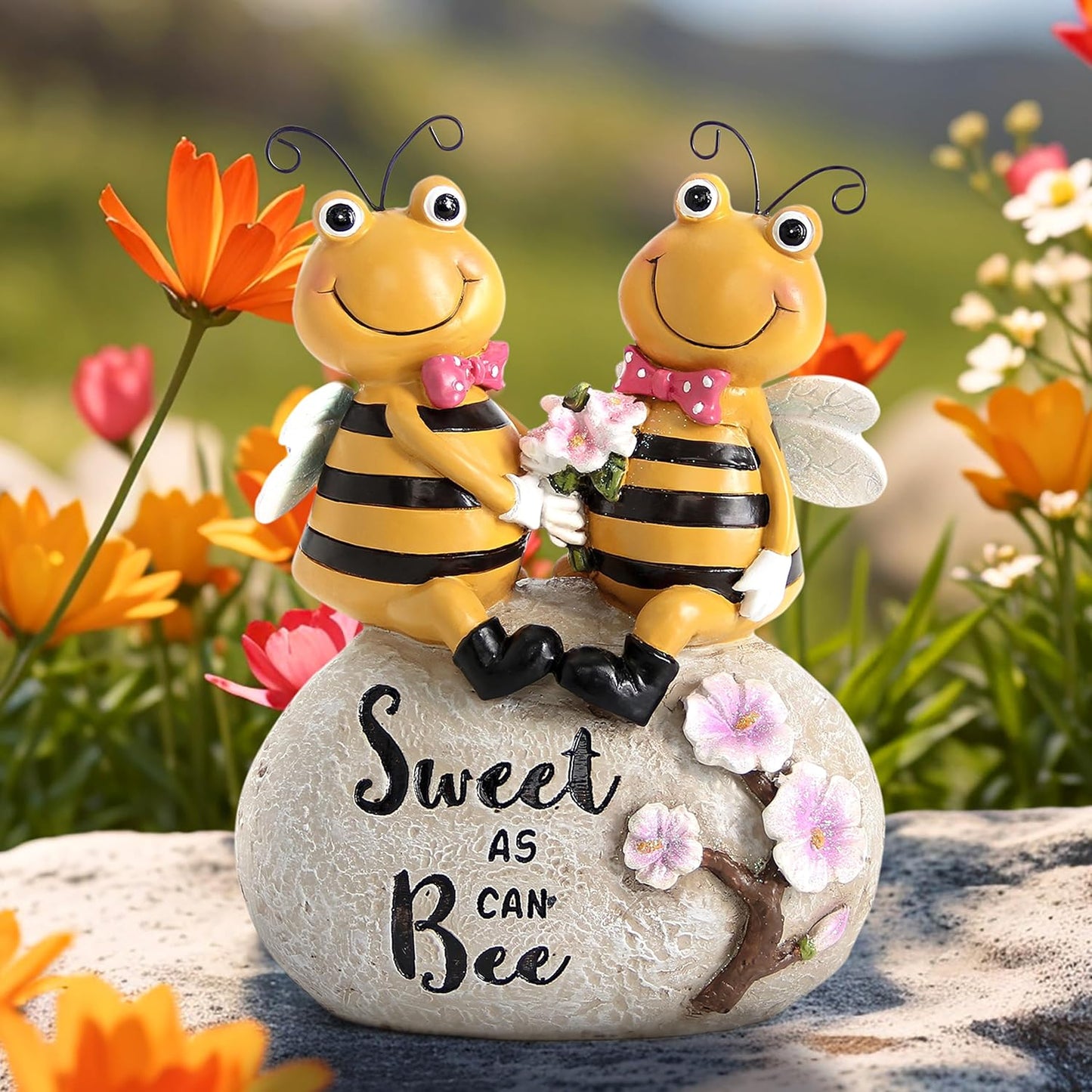 Leekung Bee Statue for Garden Decor,Honey Bee Gifts Spring Decor for Outdoor,Bumle Bee Figurines Decoration for Garden Patio Yard Lawn&Indoor Table Shelf Kitchen Home Decor,Best Gifts for Bee Lovers