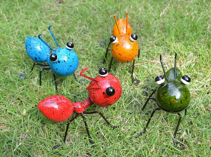 GIFTME 5 Metal Ant Garden Decor Set of 4 Colorful Outdoor Garden Yard Art Wall Sculptures