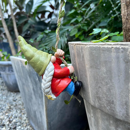 Hanging Gnome Garden Statue Decoration,Climbing Garden Gnomes Statue Figurine Ornament for Indoor Outdoor Home Garden Decor，Gift for Women,mom