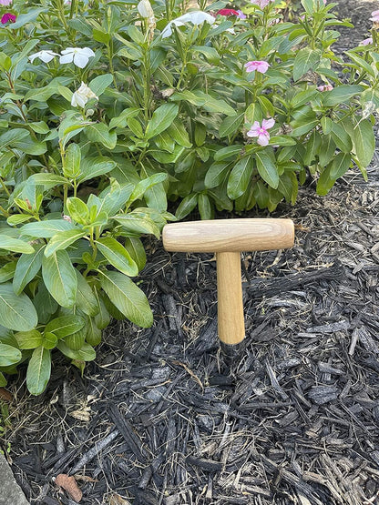 Garden Guru Steel Dibber Planter Tool for Planting Seeds & Bulbs - High Carbon Steel & Comfortable Wood Carved Handle - for Consistent Planting Flowers Tulips, Daffodils, Dahlias (4 Pack)