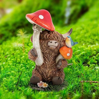 Highland Cow Figurine for Garden Decor,Garden Cow Decor for Outdoor Statues,Highland Cow Decorations for Outdoor Indoor Patio Yard Lawn Home Bathroom Shelf Decor,Animal Statues Cows Gifts for Women