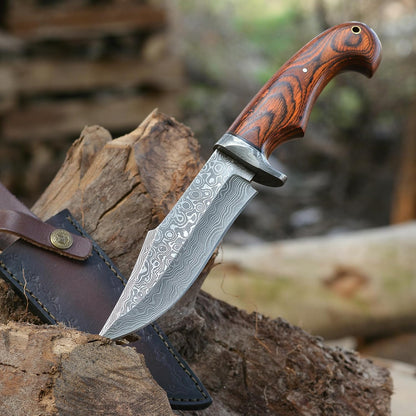 Handmade Damascus Steel Bowie knife Fixed Blade Knife for outdoor, bushcraft, camping,survival with Leather Sheath And Perfect Handle Grip